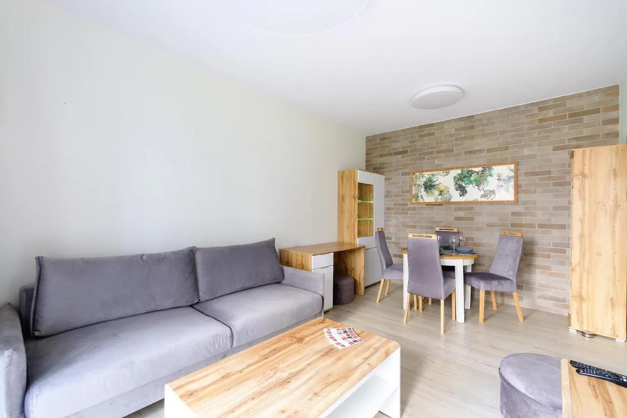 Hello Apartments Zajezdnia Wrzeszcz With Private Parking Gdansk